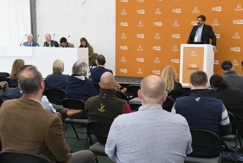 At 10.30am on 8th June we'll be discussing climate change with <a href="/TheAHDB/">AHDB</a>'s Jon Foot, as well as <a href="/anne_bhogal/">Anne Bhogal</a> from <a href="/ADASGroup/">ADAS</a>, Mark Coulman from <a href="/tenantfarmers/">TFA</a> and <a href="/ProagriLtd/">Tom Bradshaw</a>, Deputy President of the <a href="/NFUtweets/">National Farmers' Union</a> .

This session has kindly been sponsored by <a href="/Terravesta/">Terravesta</a>