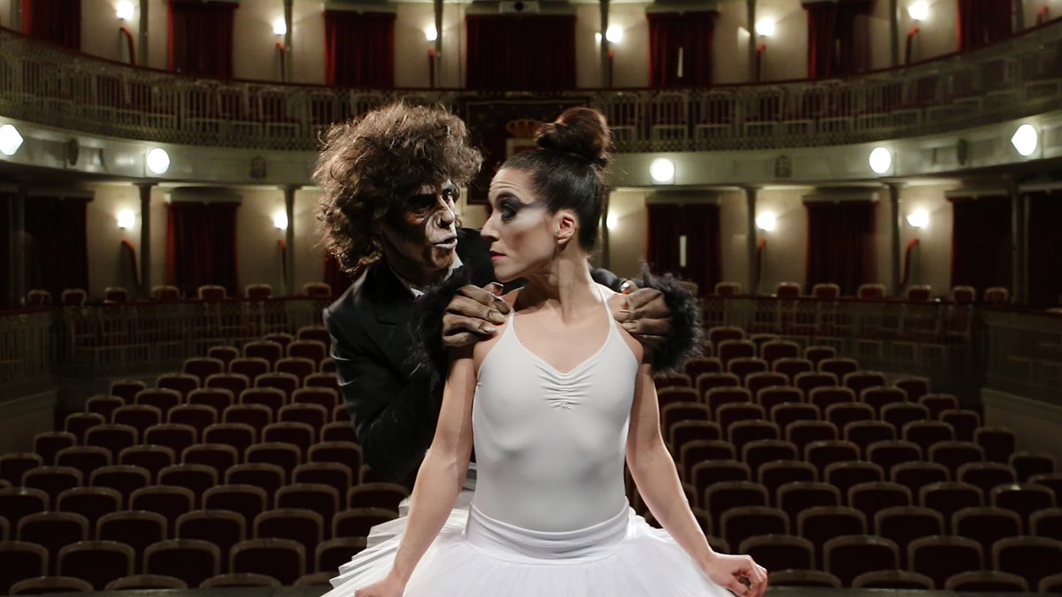 Hoy queremos agradecer a Ana de <a href="/festilab/">Festilab</a> el papelón que se curro como protagonista del Show, además de las coreografías guapas que se marcó. Solo nos llegan palabras buenas de tu actuación!! 
Eres una artistaza de los pies a la cabeza y mejor persona. Muchísimas gracias!!