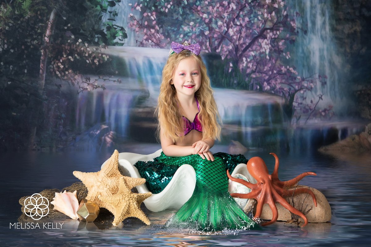 MelDKelly's tweet photo. 🐠 S U P E R 🌊 splash fun in the studio with all the mermaids for our Limited Edition Session 

To check out our upcoming Limited Edition Sessions, ➡️ https://t.co/UPtp8GJORI https://t.co/lsLZ4C9DRF