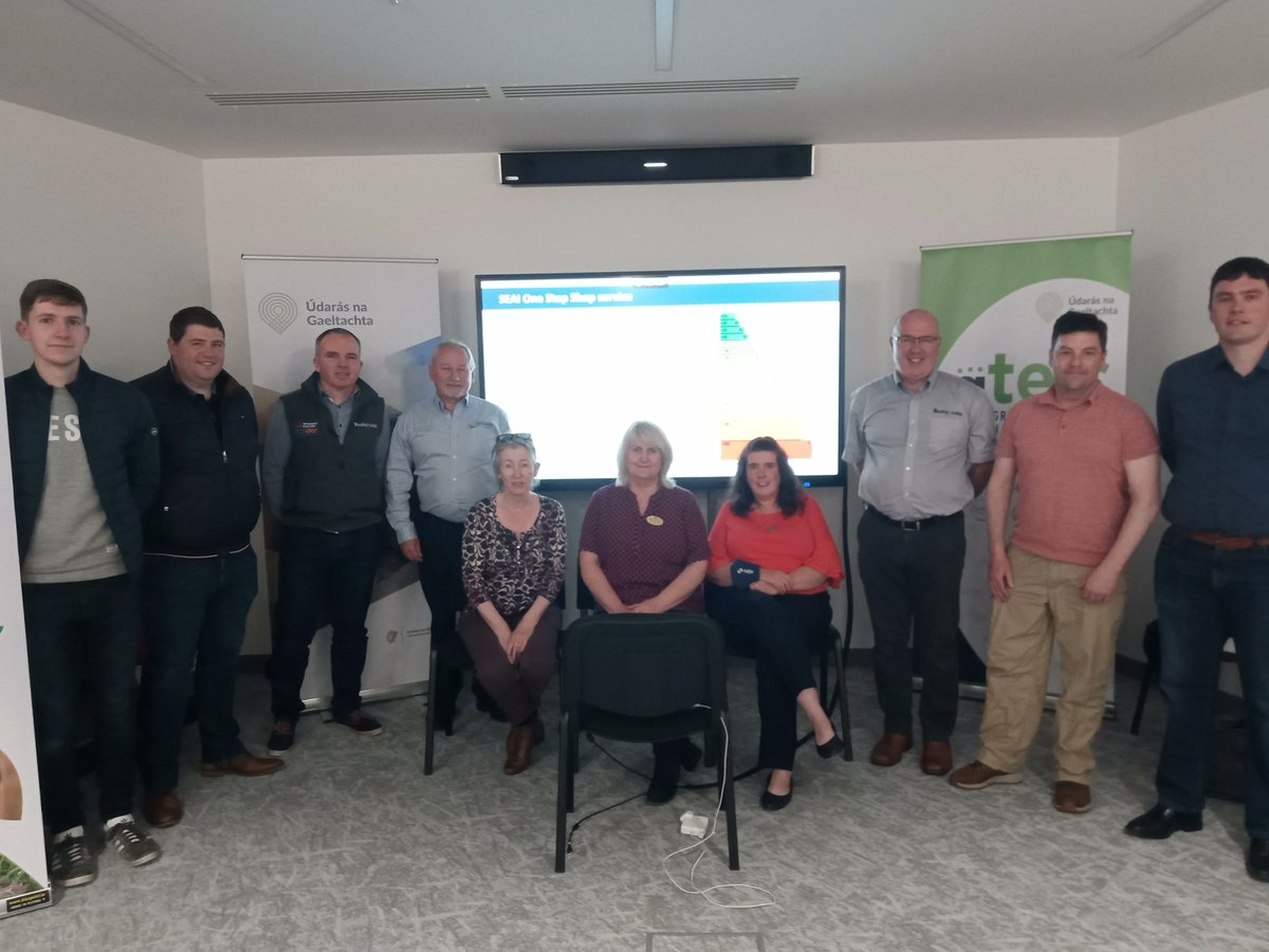 ATU_CRU's tweet photo. We had a great day at the #Donegal Sustainable Energy Communities Home Energy Upgrades Meet the builder event in Gteic Gaoth Dobhair hosted by Cill Ulta.
@SEai @donegalcouncil @atusligo_ie @atu_ie #SEAISEC @UdarasnaG #SEAISEC https://t.co/CaqpwUp2wi