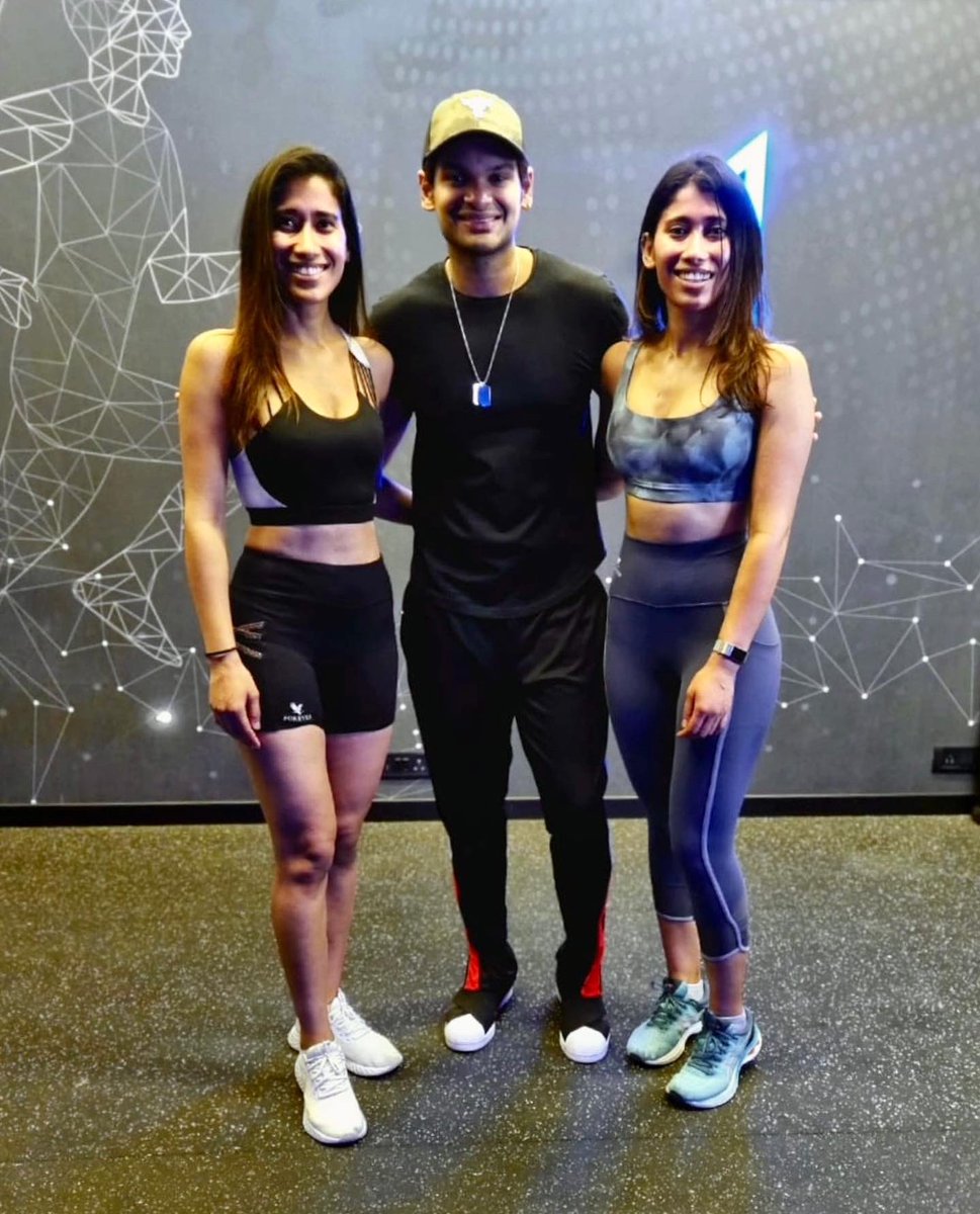 NungshiTashi's tweet photo. Nvr mis’n out a chance 2workout!💪🏽 Dis new center is right in d heart of Mumbai📍Juhu Scheme.Wedr u r inclined 2wards #fitness/not, u r gonna like dis tech integrated workout  @tc1_ems.Dis onset of newERA ofFITNESS across🇮🇳is a gud op 4 u 2 experience #electricalmusclestimulation https://t.co/3rTLM69epD
