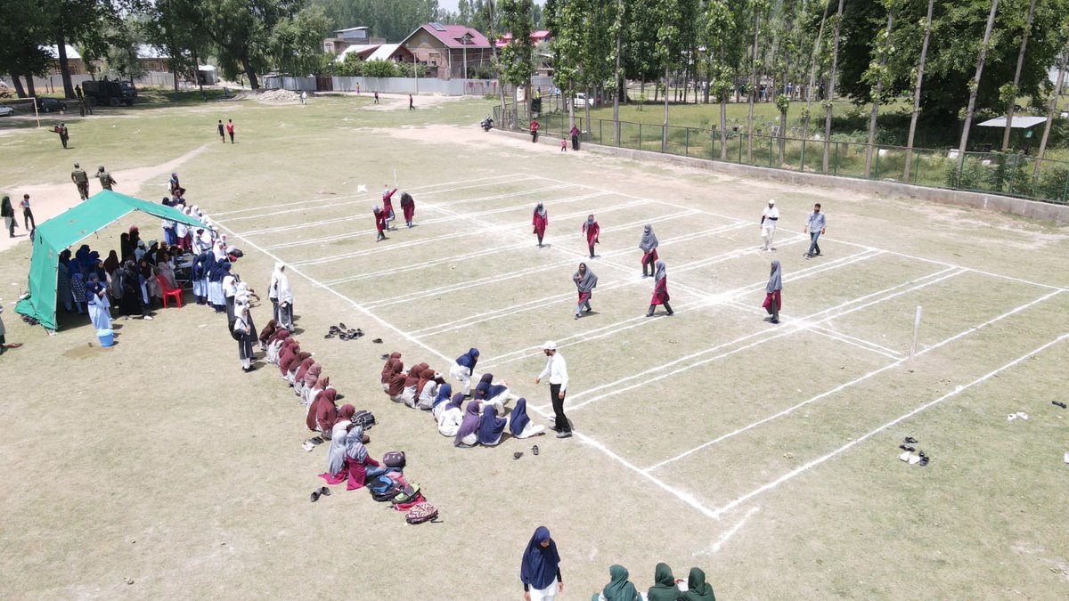 DBandipora's tweet photo. Ongoing Departmental Activities held at Sumbal and  Hajin Zones. Large No. Of schools participated in the events. @dgyssjk 
@dcbandipora 
@dicbandipora 
@GazanfarAli_07 
@diprjk https://t.co/RozQsg8VII