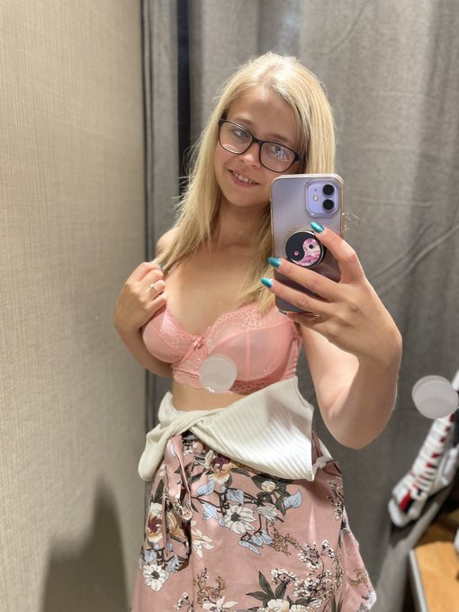 Cheeky shopping trip😜 I went prepared 😈😈😈 wanna see?😈😈 https://t.co/W4hP8fX7a4 https://t.co/KKTiB0NO<a href="/tag/linksinbio"class="tags"><span>#linksinbio</span></a><a href="/tag/onlyfans"class="tags"><span>#onlyfans</span></a><a href="/tag/admiremevip"class="tags"><span>#admiremevip</span></a><a href="/tag/fansly"class="tags"><span>#fansly</span></a>