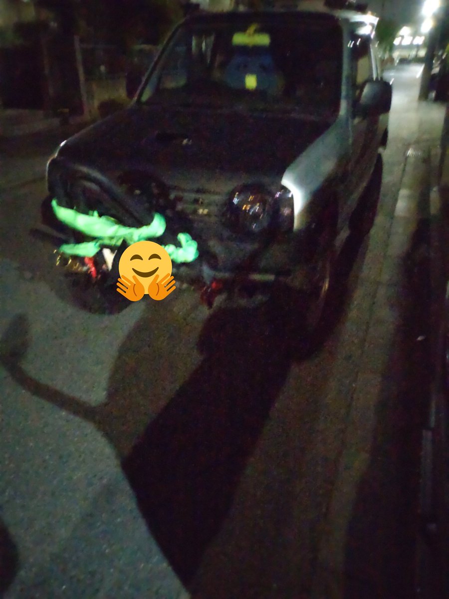 suzusan3's tweet photo. ハーネス 渡したから
(*•̀ᴗ•́*)و ̑̑がんばれー
 #XCTDual  #Jeep #ジムニー #オフロード https://t.co/O0izomdJN0