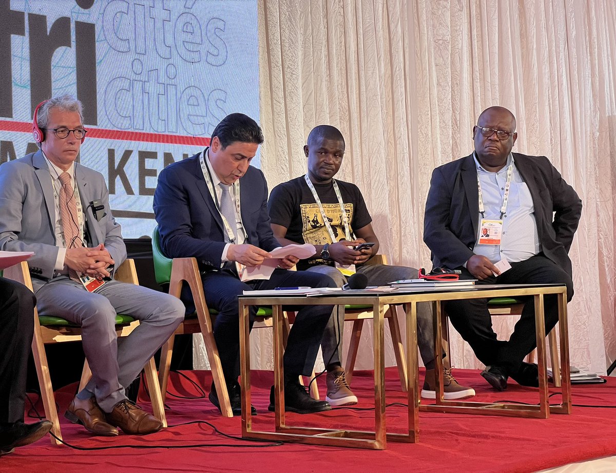 «Il est nécessaire de développer des relations étroites avec les médias. J’ai moi-même une page Facebook qui me permet de communiquer sur mes activités aux journalistes et citoyens.» Mr. Omar Hjira, Premier Vice-Président du Conseil de la Région de l’Oriental #Africities9