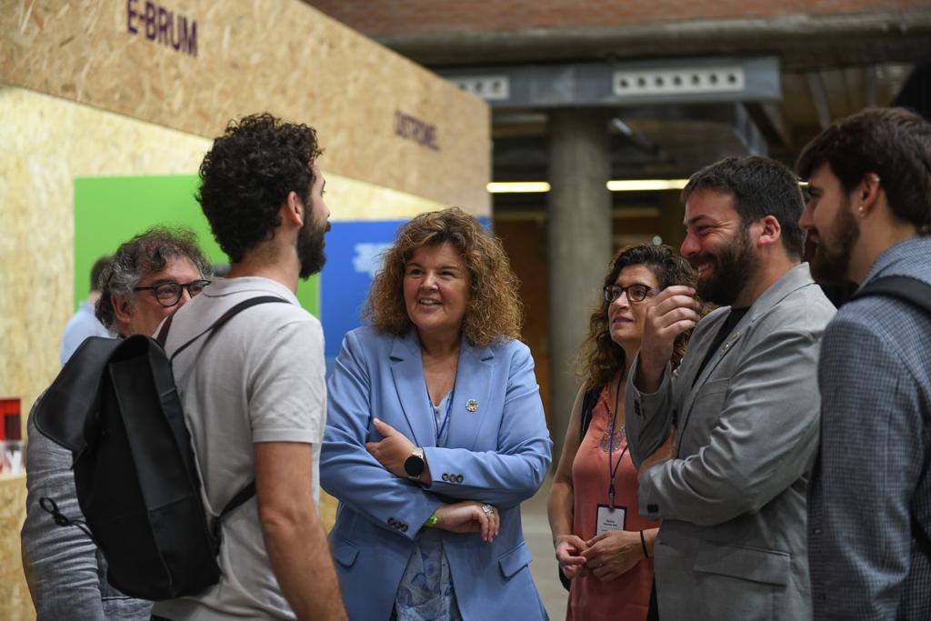 isaacperaire's tweet photo. Ha començat a #Girona el #wasteinprogress, fòrum internacional de referència en matèria de gestió de residus per a empreses i administracions, enguany centrat a l’orgànica. Experiències, coneixement, intercanvis, trobades, present, futur! #somhi @residuscat https://t.co/gZoOMLnons