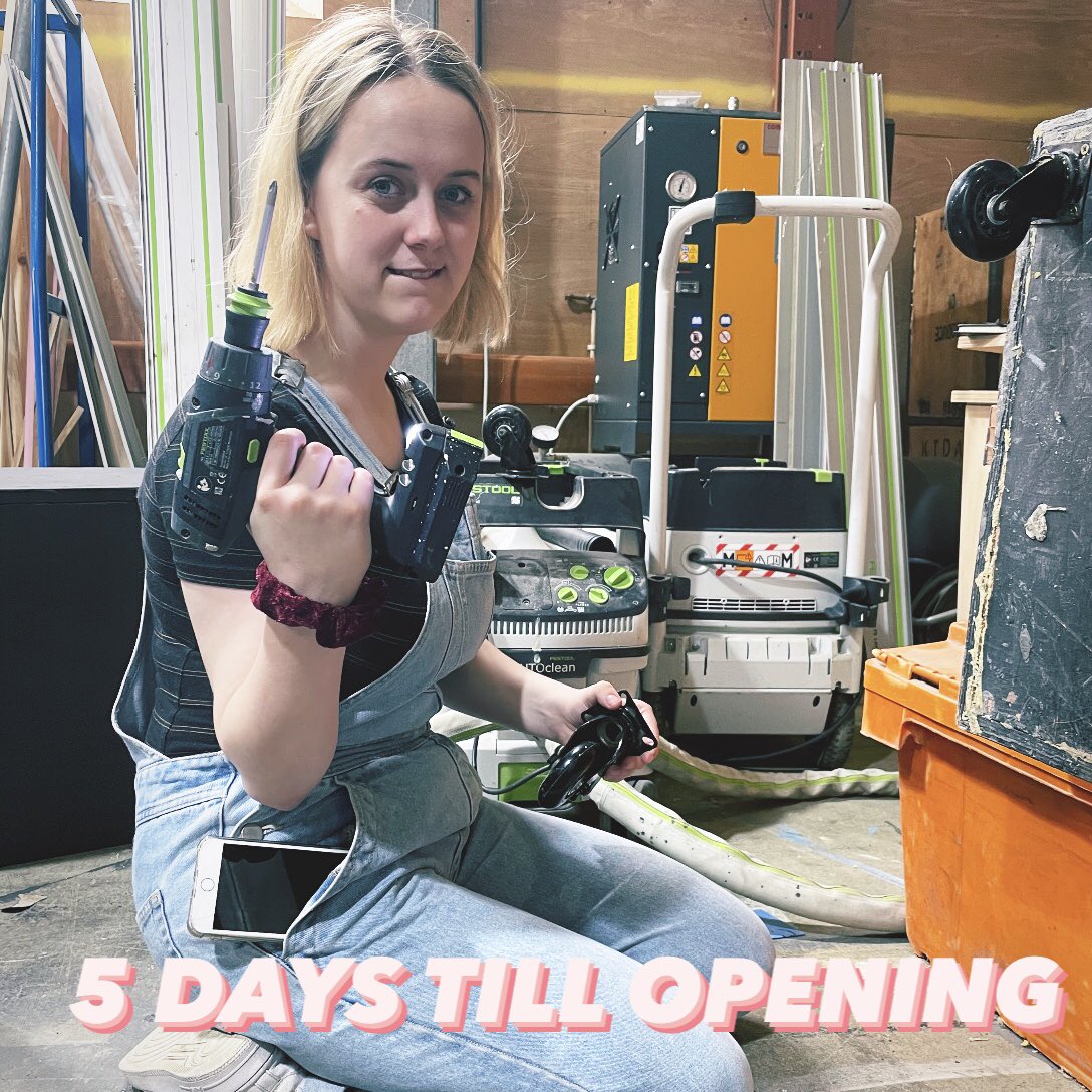 UWTSDGradActors's tweet photo. 5 DAYS TO GO! 🥚

We are hard at work here getting ready to go into tech this weekend. #DrillandChill 

Have you got your tickets yet?! Link below! ✨ https://t.co/SRahNdijML https://t.co/wdGOxucwlI