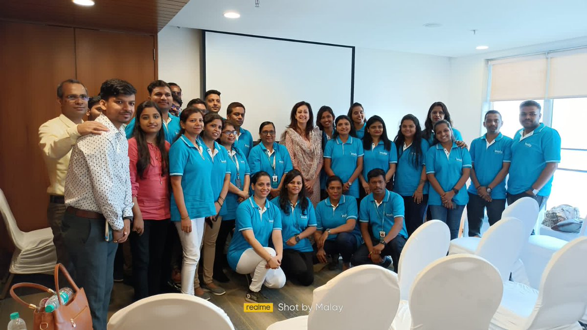 AnudipF's tweet photo. Team #Maharashtra all unified in #ANUDIP #jerseys for a photo-up after a impact-meet with our CEO. #teamwork #gptwcertified #CertifcationNationDay #15yearsofcountingatanudip @GPTW_India https://t.co/xjUbzzLsY9