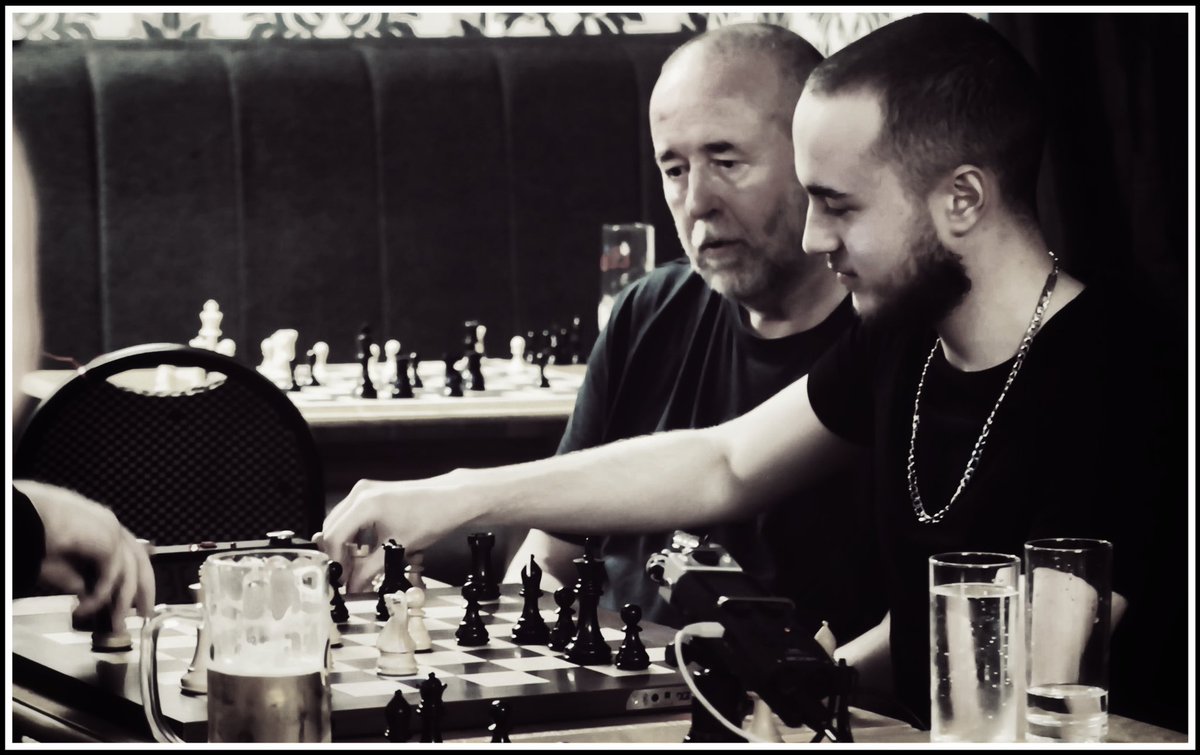 ChessnutsChess's tweet image. Filming @OldhamChessClub wth @GMNigelDavies &amp;amp; Sam Davies.  #chess community can help us promote dedicated clubs 2 inspire &amp;amp; attract new members by liking &amp;amp; subscribing 2 rYoutube channel, we need yr help 2 make this project work bit.ly/3hgFbP1 @ecfchess @CharlieChessCat
