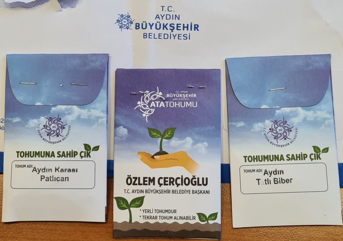 DoganAlpan's tweet photo. Atalik tohumlarim bugun posta ile geldi. Supersiniz. Cok tesekkur ederim.@aydinbld @OZLEM_CERCIOGLU https://t.co/s20FuWwNb3