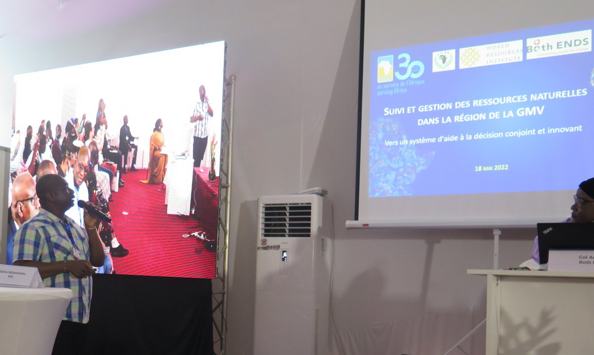 OSS_Comms's tweet photo. During the GGW day #UNCCDCOP15 Evence Zoungrana #GIS /RS expert, speaking of the @OSS_Comms developed regional #geoportal and M&amp;E platform to ensure coordinated monitoring of #natural #resources and highlighting the importance of valuing these decision-making tools. 
#oss30years https://t.co/iXAcbHa0dr
