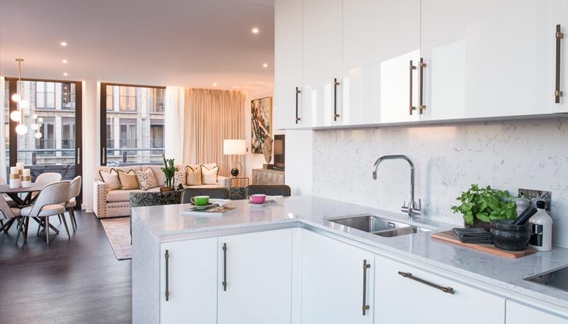PropertyExperts's tweet photo. An exceptional interior designed 1,448 Sq Ft three double-bedroom, three bathroom penthouse with a extensive tri-corner terrace encasing the Penthouse located in Thornes House, part of The Residence Collection in Nine Elms on London?s iconic South Bank. https://t.co/TB72bVE1m5