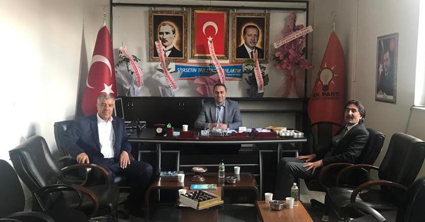 Belediye Başkanımız Sayın İsmet Taşdemir ve İlçe Başkanımız Sayın Alican Çapar AK Parti Eleşkirt İlçe Başkanı Sayın Taner Kazak'a Eleşkirt İlçe Başkanlığında hayırlı olsun ziyaretinde bulundular. 
<a href="/ismettas04/">İsmet Taşdemir</a> <a href="/alican_capar/">Alican Çapar</a>