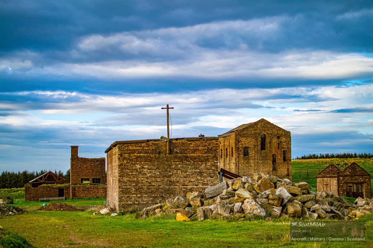 mil_scot's tweet photo. Something a bit different today📷

Woodmuir Colliery 

#Briech #Scotland #mining #abandoned #photography #WestLothian 🏴󠁧󠁢󠁳󠁣󠁴󠁿

@NatMiningMuseum @NtlMuseumsScot https://t.co/mLbFTltCXC