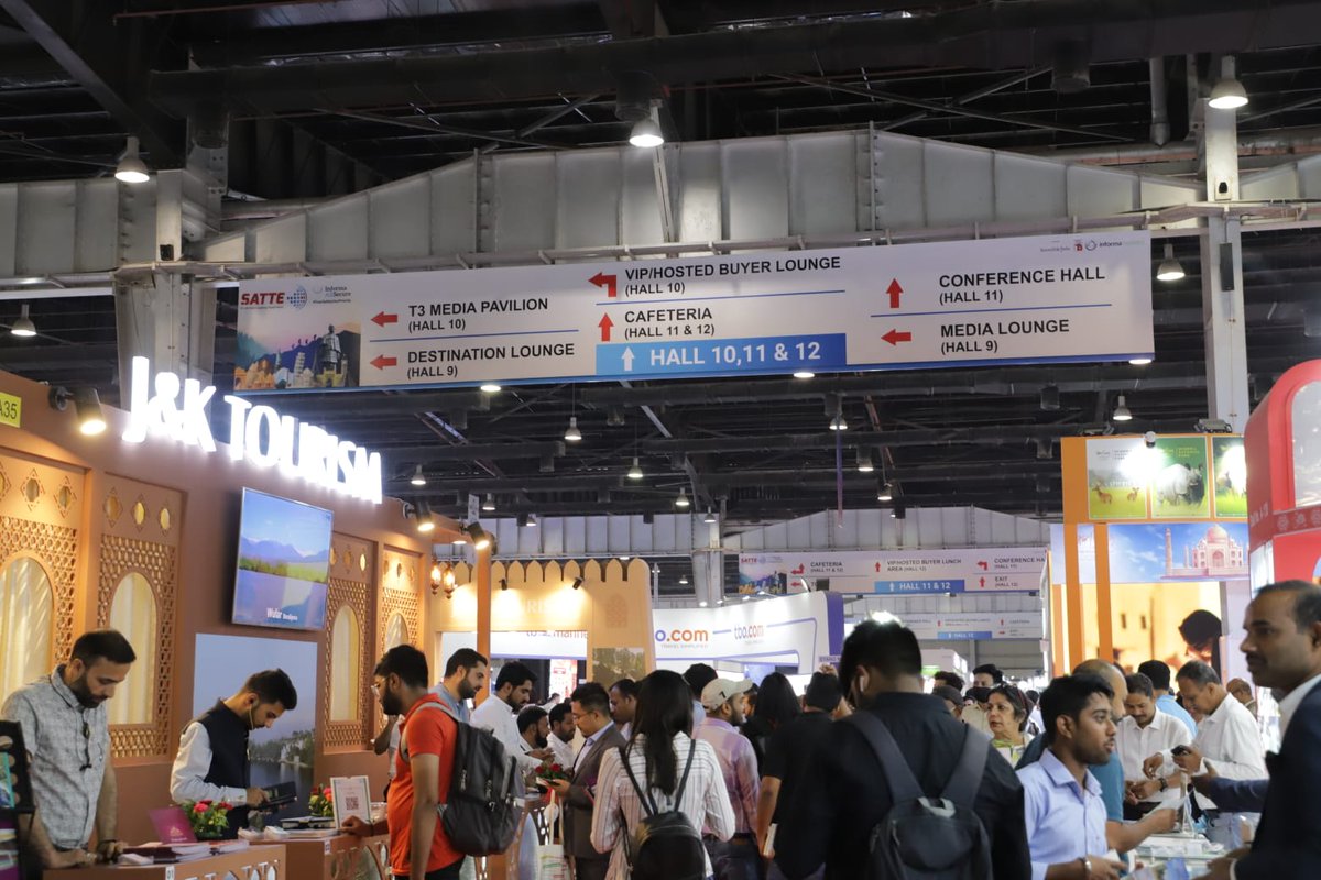 indiaoutbound's tweet image. Thousands of visitors thronged India Expo Centre, near Delhi on Day 1 of #SATTE, a leading travel show. #IO @SATTE_India @in_informa @tourismgoi @VisitSaudiNow