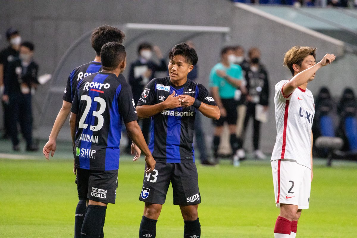 football_80D's tweet photo. ダワンに求める
デビュー戦17歳、桒原陸人。

#ガンバ大阪 https://t.co/1mbiyXFH8M