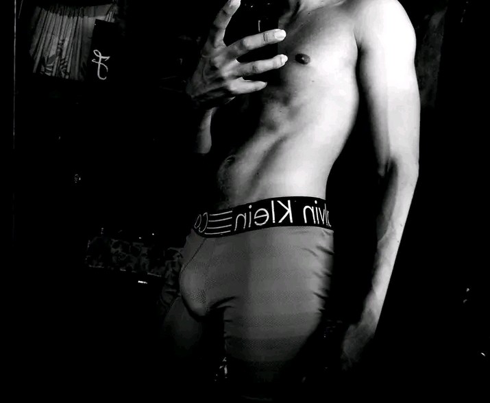 hugo182199's tweet photo. 𝑈𝑗𝑢 😋🍆 https://t.co/IX7u24jy44