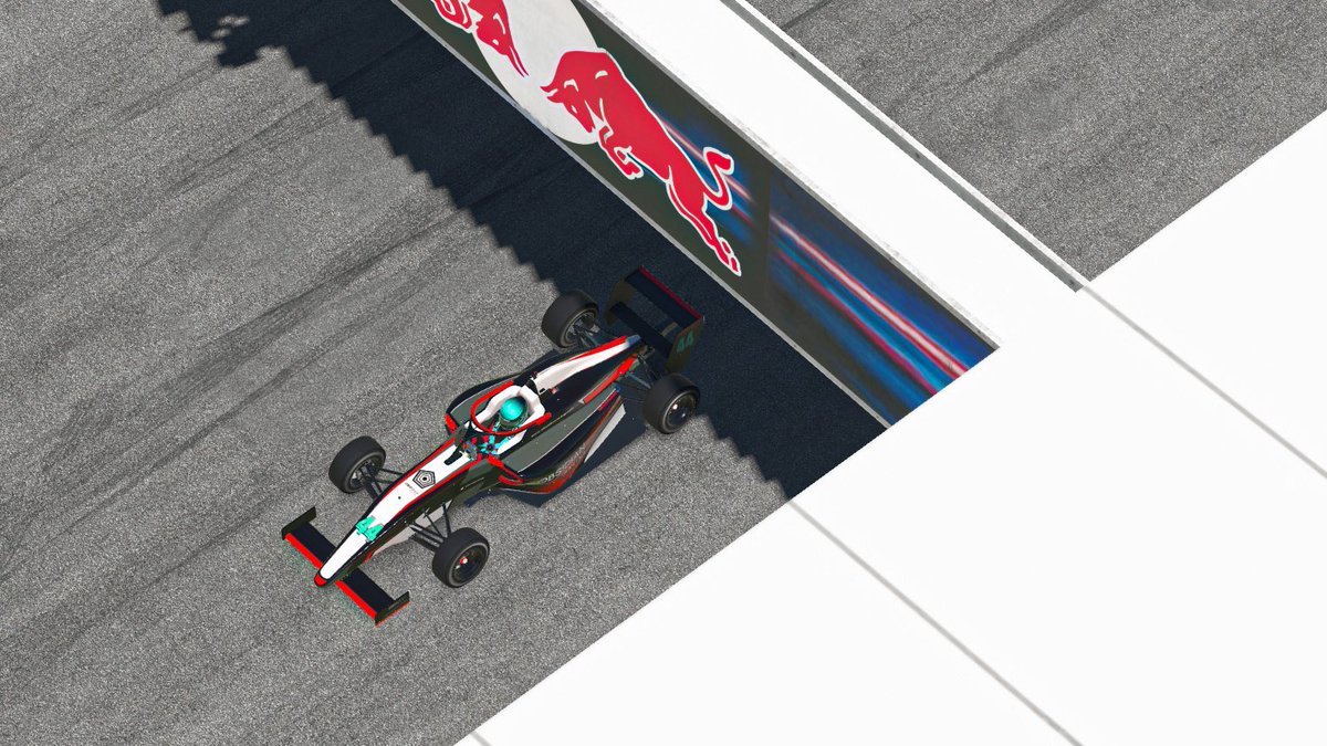 Hoy empieza la Super Liga de Monoplazas de <a href="/DriversparadeCb/">Drivers Parade Club</a>, un campeonato que me hizo disfrutar a lo grande 🙌🏽 y esta vez estaré con los grandes en primera división 🚀. Espero adaptarme pronto al coche, y dar mi máximo lo antes posible. Vamos a ello <a href="/ObsidianRacing/">Obsidian Racing</a> 🔥