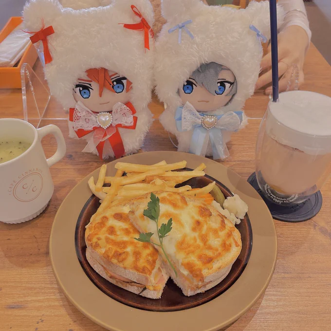 燐音くんお誕生日おめでとう会した 