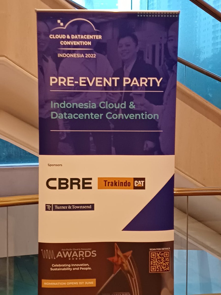 DailyHostNews's tweet photo. .@SabariSampath, CSO, DHN with the team at the Indonesia Cloud &amp; Datacenter Convention 2022. 

Please register onsite at Shangri-La Hotel if you have not done so.

Online agenda➡️https://t.co/ZH1Nz7sM9C

#cloudcomputing #datacenter #IDCDC2022 https://t.co/bZb4a9oNat