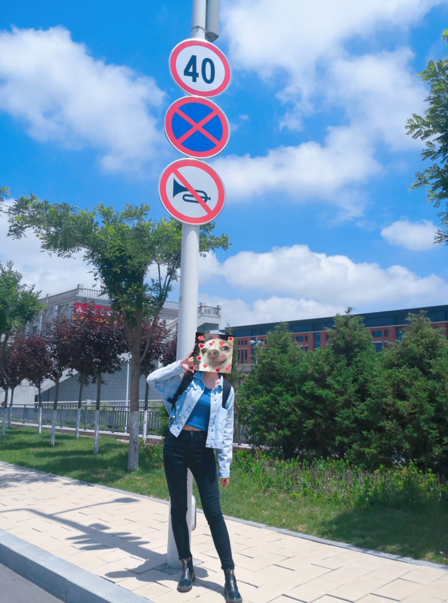 Dllllll873's tweet photo. 翻到去年夏天的照片真的很难过
还有不到一个月毕业竟然见不到面
计划粗去丸也因为疫情锁家里了
这种日子到底什么时候结束啊😢 https://t.co/bRQqjapfHv