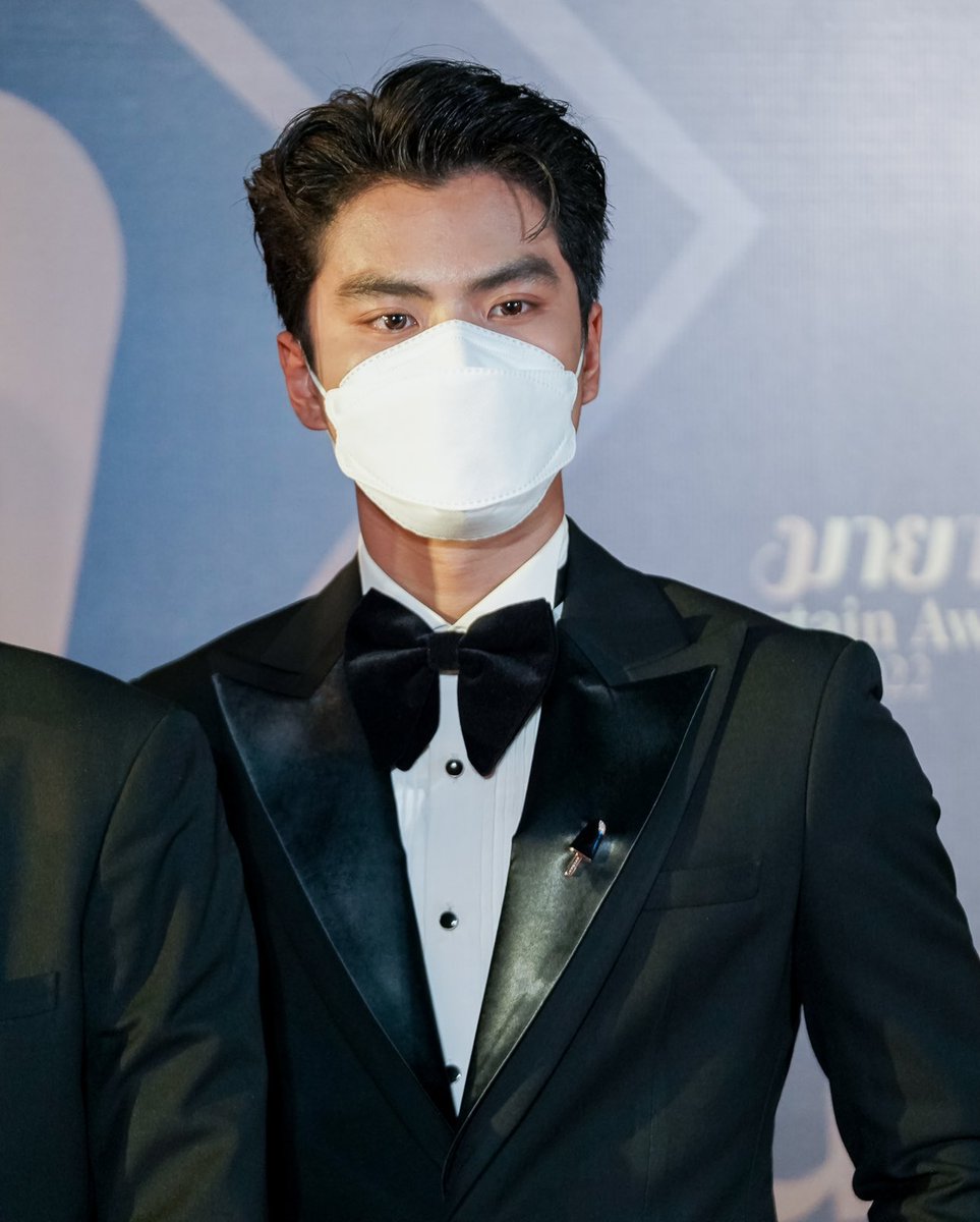 nanonmv's tweet photo. ohm pawat is giving us millionaire ceo energy with this fit

MayaAwards x OhmNanon
#MayaEntertainAwards2022 https://t.co/8WNcLTSSuE