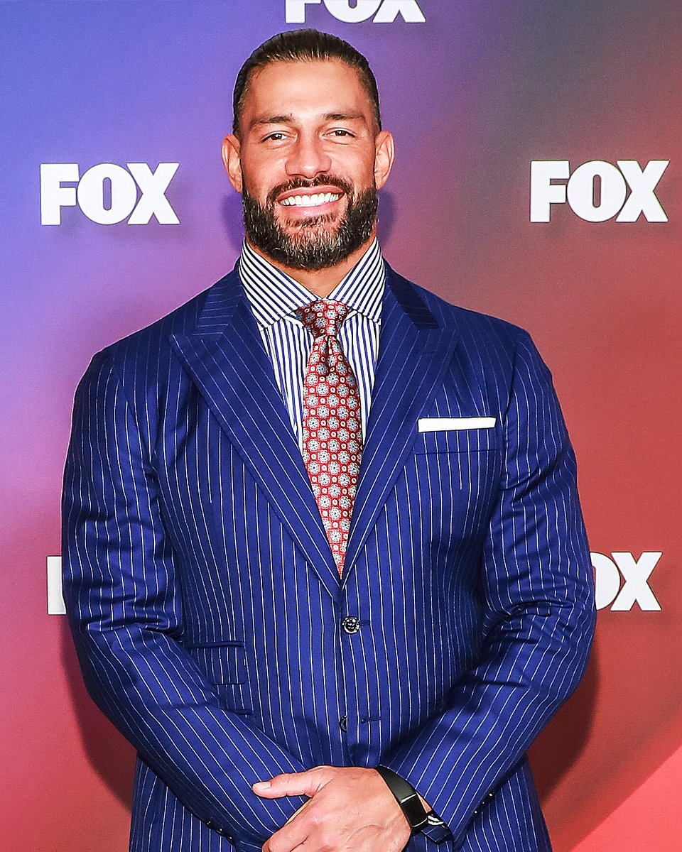 wweontnt's tweet photo. Fix up, look sharp 👔 https://t.co/JtrmLTGKK3