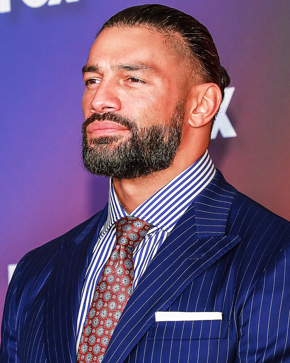 wweontnt's tweet photo. Fix up, look sharp 👔 https://t.co/JtrmLTGKK3