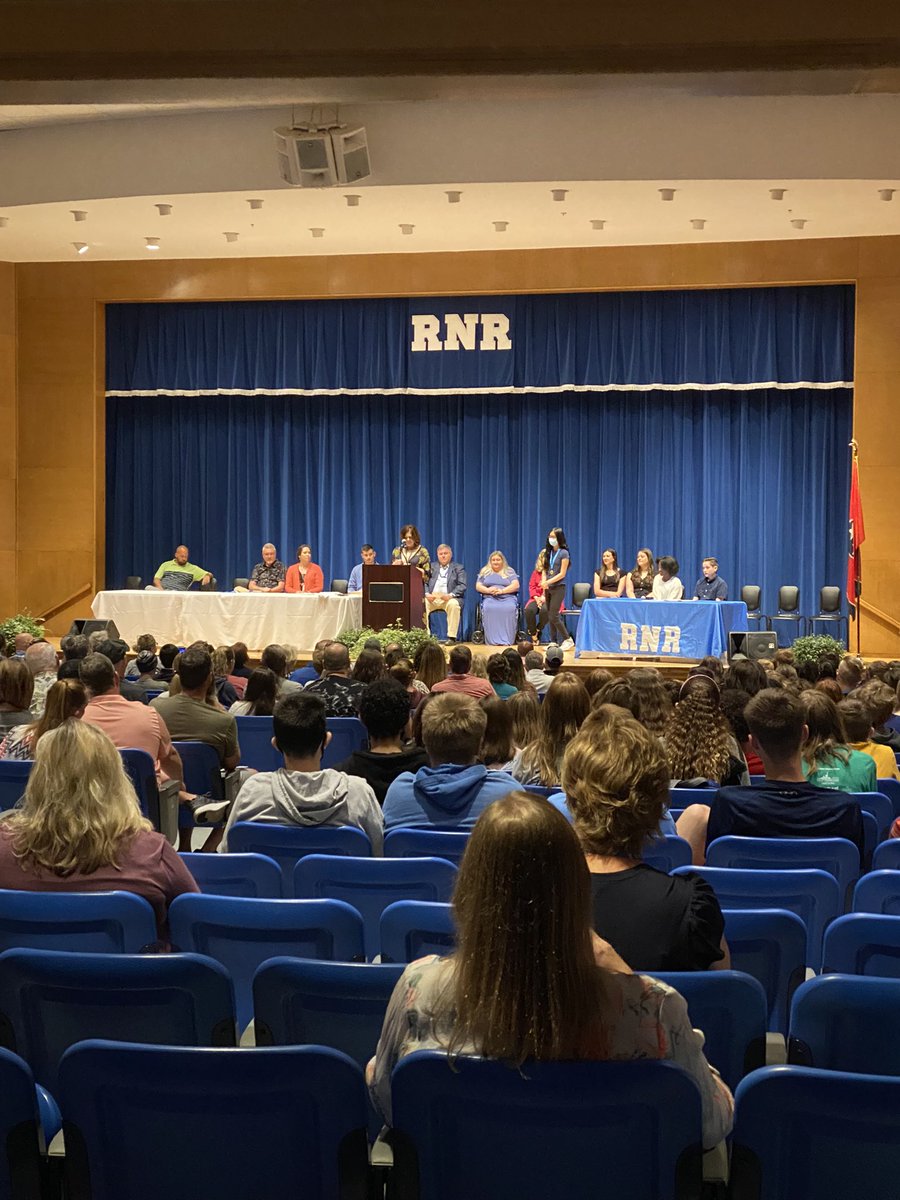 Robinson Middle tweet media