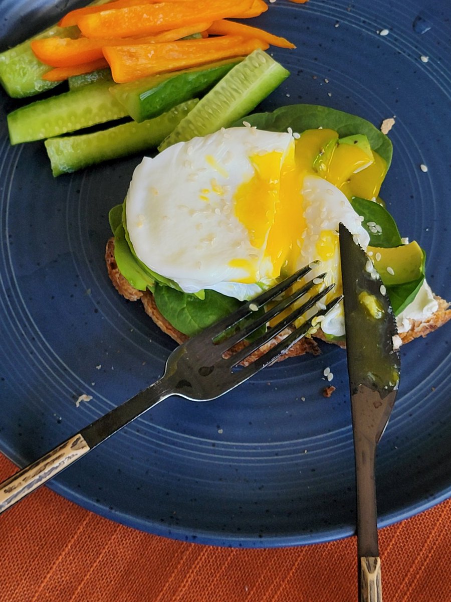 Daria Dolengovskaya tweet media