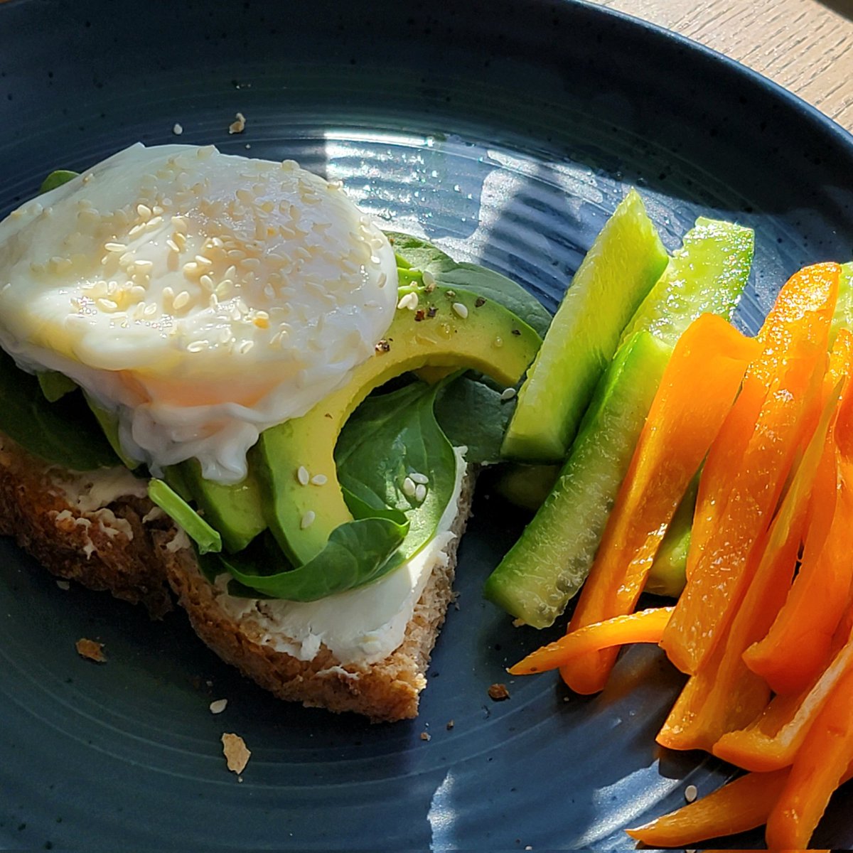 Daria Dolengovskaya tweet media