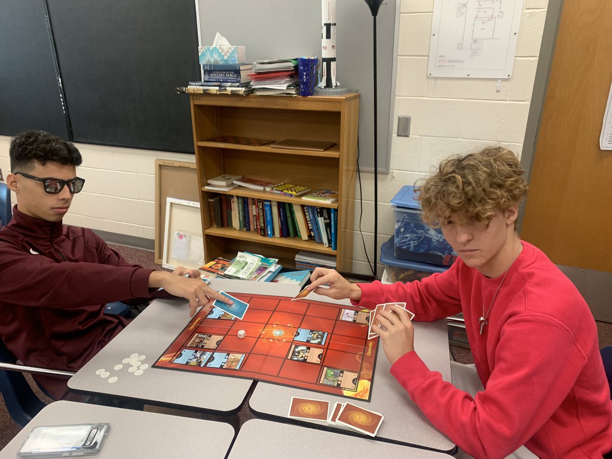 deeleyju's tweet photo. Chemistry fun 14 years ago and still going. Your game provides fun ways to wrap up our year  @AnshulSamar https://t.co/Pm5Xb3HSgg