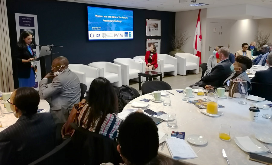 Last week, the IGF participated in a number of events at #MiningIndaba focused on gender equality, new #mining technologies, artisanal and small-scale mining &amp; more. Read more our contributions at Indaba 👉 igfmining.org/event/2022-min…