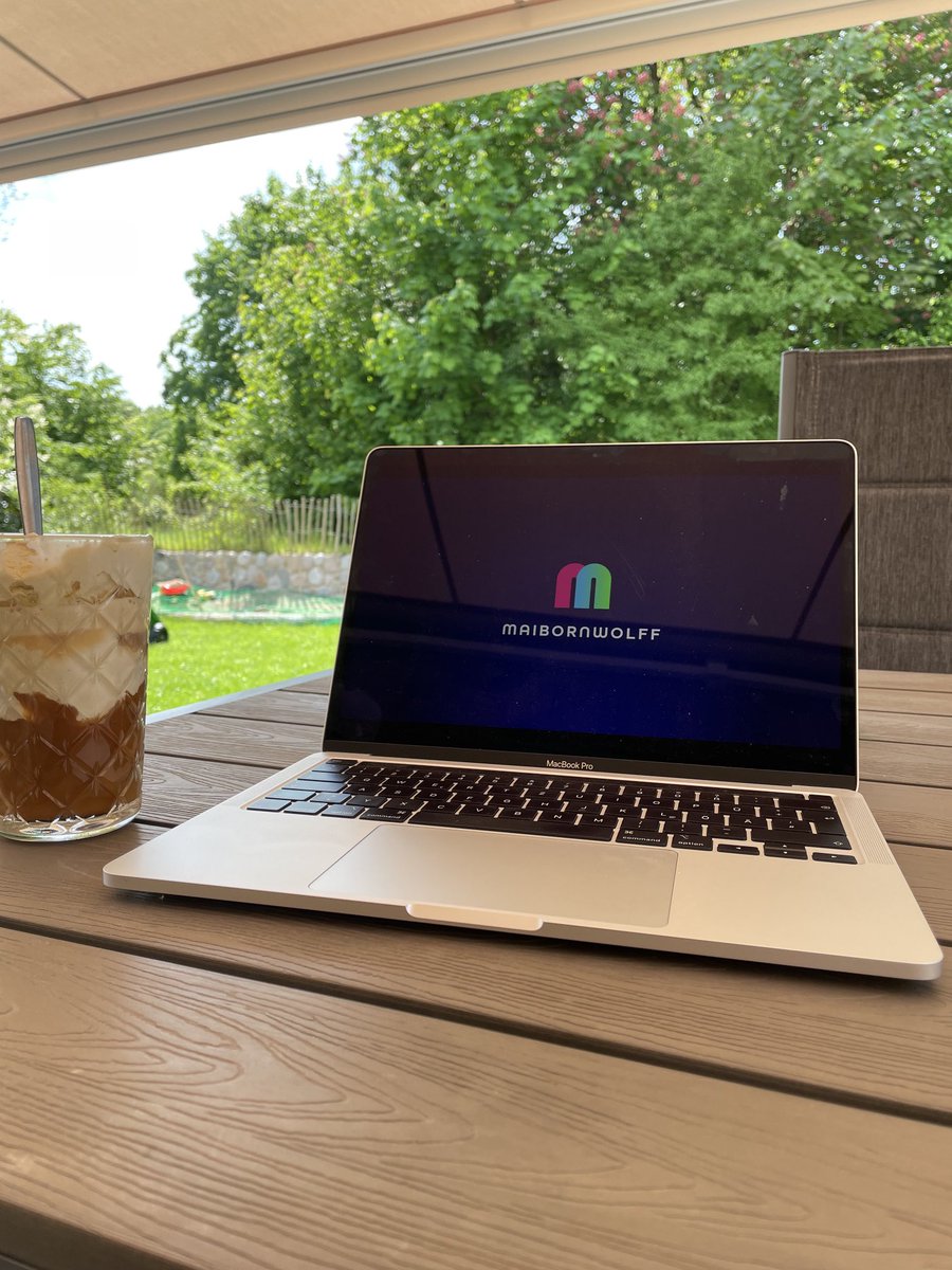 Garden office 🤩, we are hiring ⁦@MaibornWolff⁩. If you want to work with amazing people in different departments feel free to contact me.