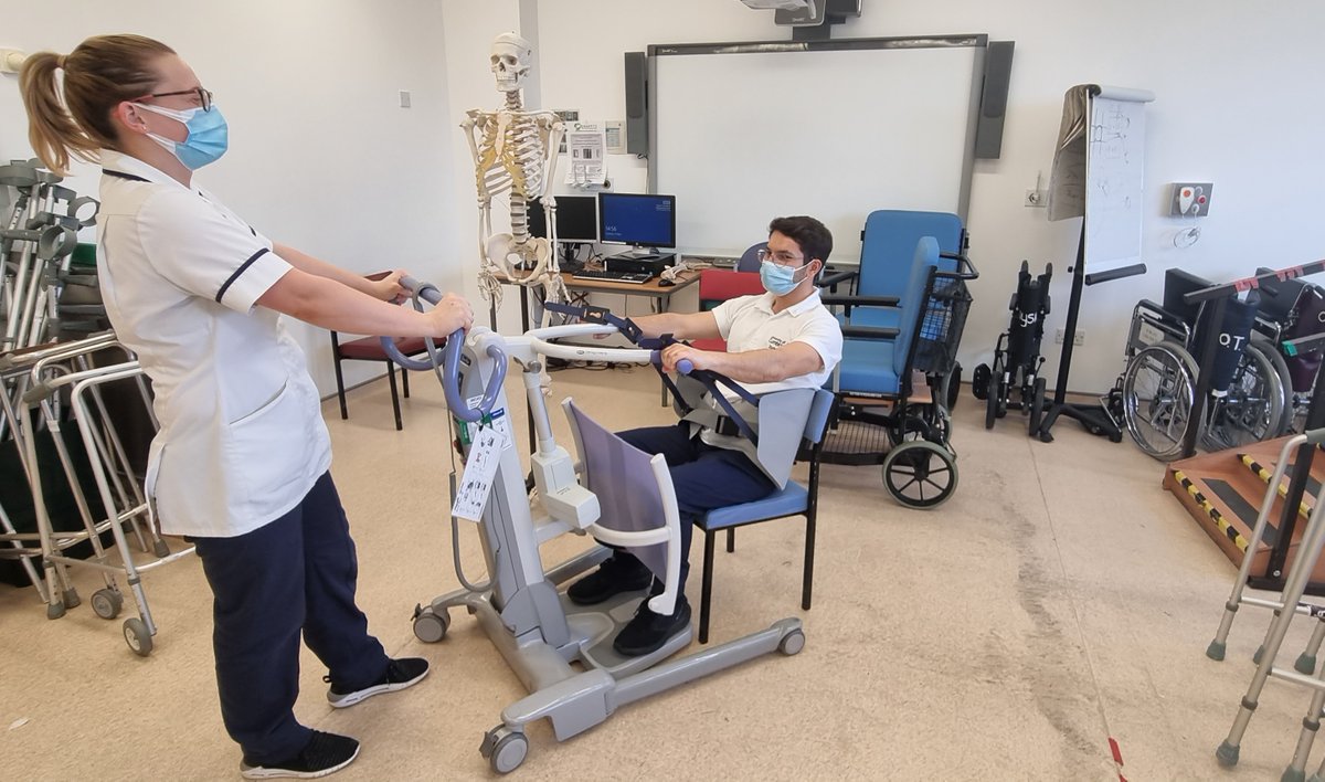 NCICNHS's tweet photo. Is this you? Opportunity to develop from a band 3 to a band 4 assistant practitioner following the completion of a 2 year foundation degree. Be part of the MDT team on orthopaedic wards at the CIC supporting patients pre &amp; post surgery.
Find out more https://t.co/Y5dK9LQ3Xq https://t.co/9nAroxms0q