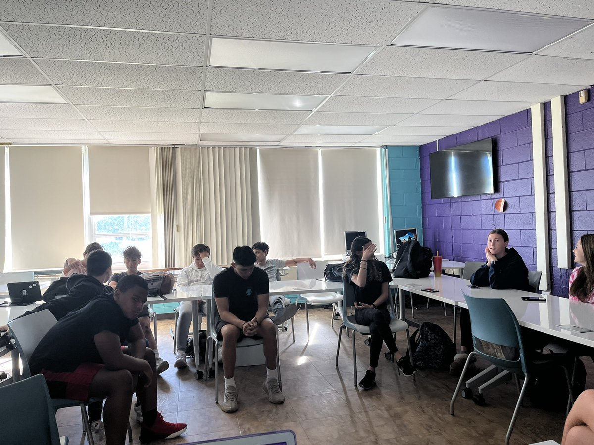 Ms_Kabanakis tweet media