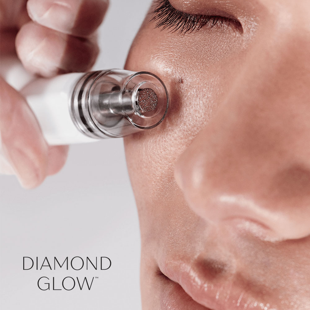 ***Free skin care product with Diamond Glow Facial***

Call Now! 888-210-3054
renewusmedspa.com 
***Deals, promos, offers cannot be combined***

#diamondglow #Renewuswc #diamondglowfacial #medspadeal #diamondglowdeal