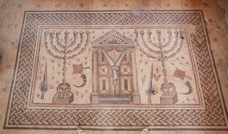 Concluding our "Prayer in Jewish Antiquity" forum, Jeremy Penner asks "What is an Ancient Jewish Liturgy?" and reflects on new ways to think about prayer as practice.

buff.ly/3G00PCv