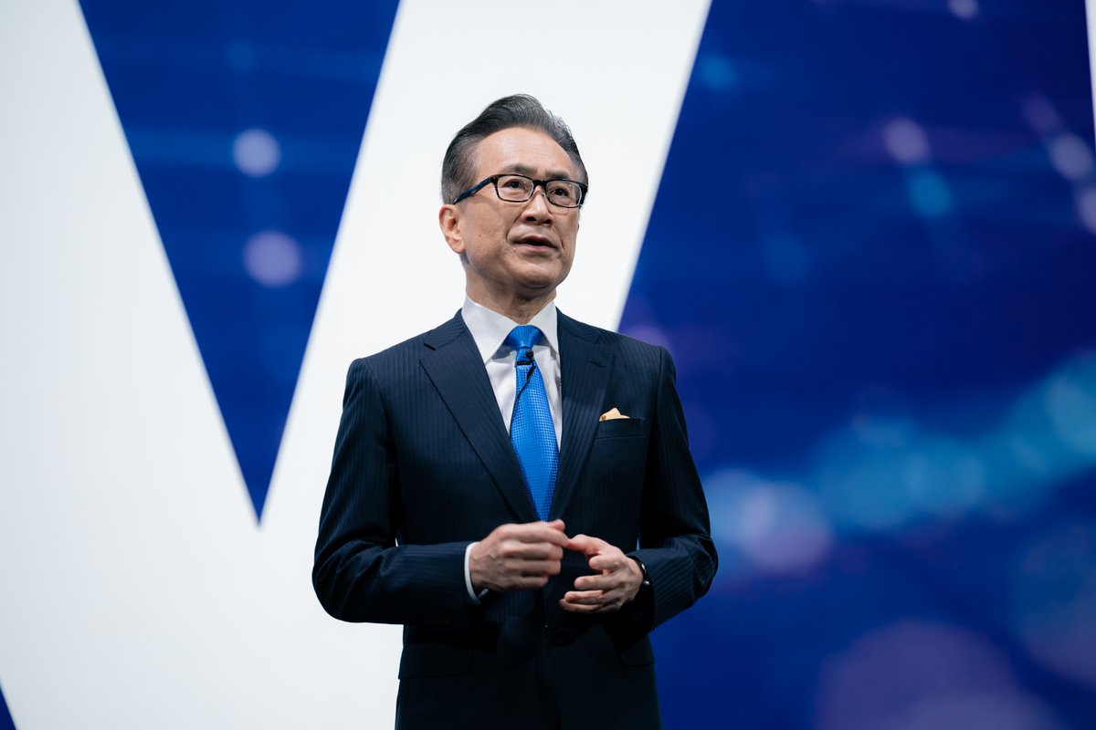 Zuby_Tech's tweet photo. Sony's Stunning Crystal LED Display On Display!
#Sony #SonyDisplay #SonyCrystalLED #CrystalLED #MicroLED https://t.co/OTFxpE7hrk