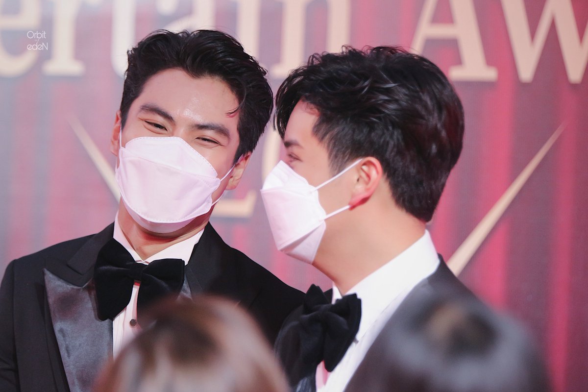 orbit_of_eden's tweet photo. 220518

😇😇 ):)

#MayaEntertainAwards2022 
#โอมนนน #OhmNanon #ohmpawat #mynameisnanon https://t.co/2NaLjQP1dH