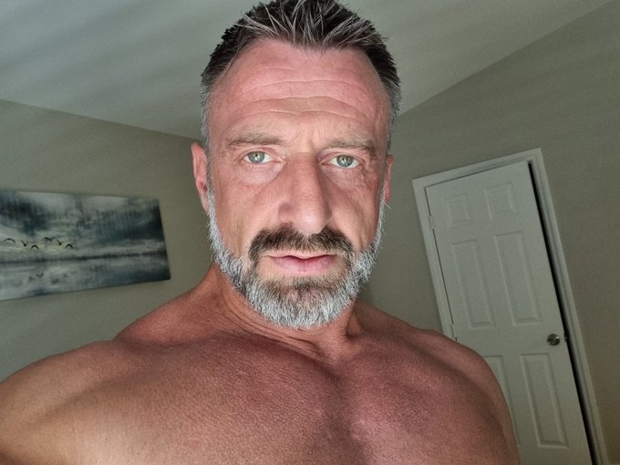 Be the king of your future not a slave of your past #life https://t.co/ly7wY30LYB<a href="/tag/life"class="tags"><span>#life</span></a>