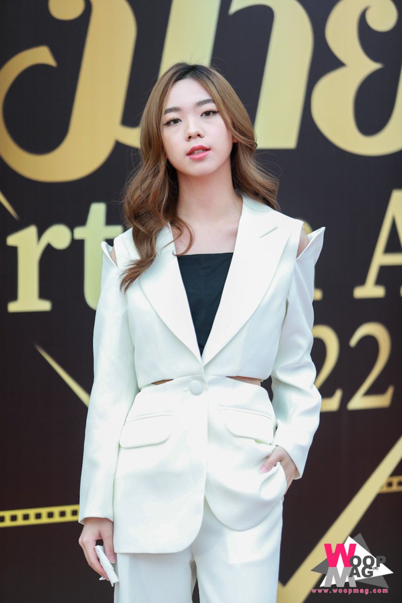 woopmag's tweet photo. นักแสดงและศิลปินคนดัง ตบเท้าเดินพรมร่วมงาน MAYA Entertainment Awards 2022 #MayaEntertainAwards2022 

#PunBNK48 #JennisBNK48 #MusicBNK48 #BNK48 https://t.co/YKPYn4i91c