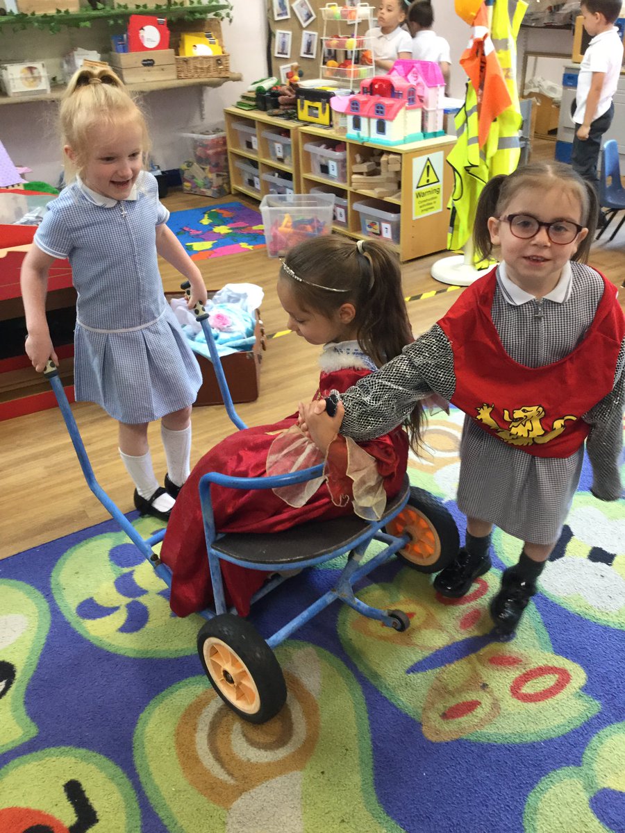 Murdishaw West YF tweet media