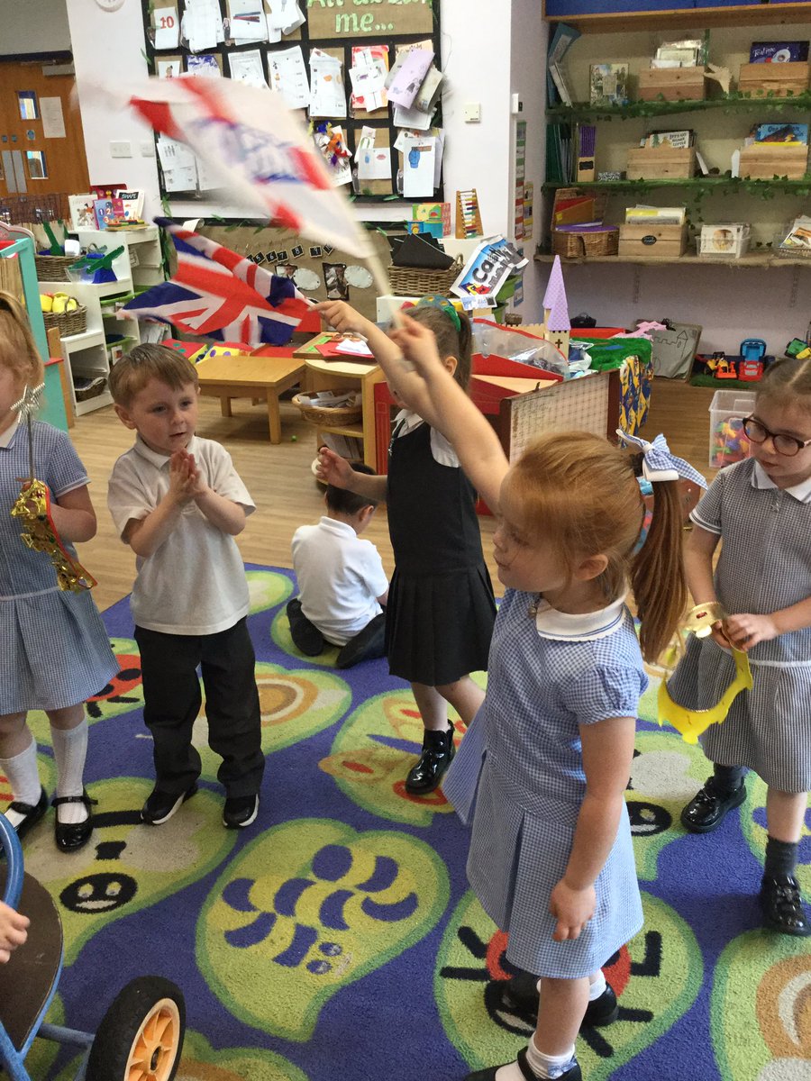 Murdishaw West YF tweet media