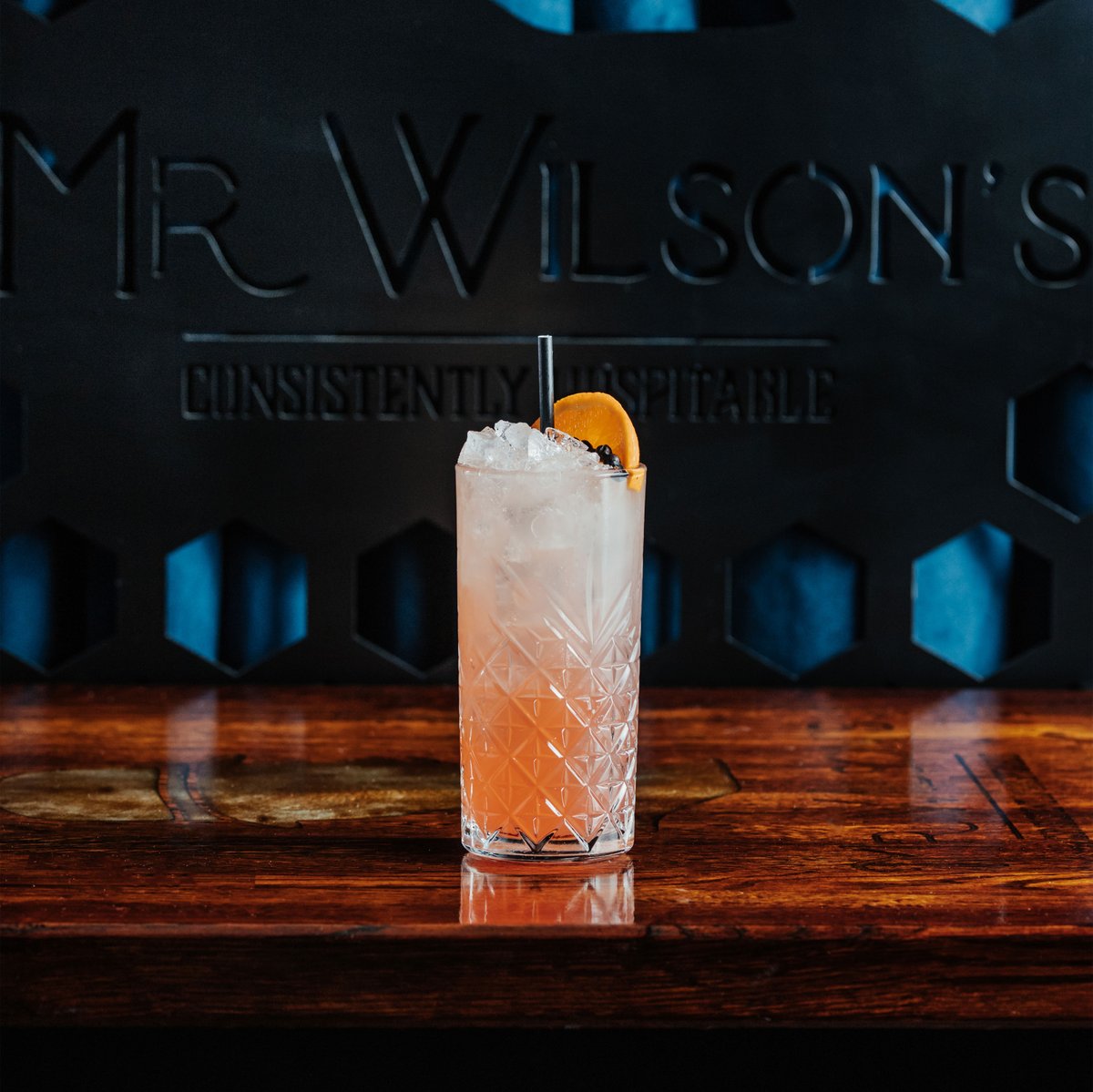 MrWilsonsSheff's tweet photo. Have you tried Mr Wilson's house favourites?

London Breeze - A beautifully fresh palate cleanser.

Carefully crafted with Tanqueray Gin, Cranberry Juice, Grapefruit Juice, Lemon Juice, Gomme, Ting. https://t.co/3XZBYKDrzm
