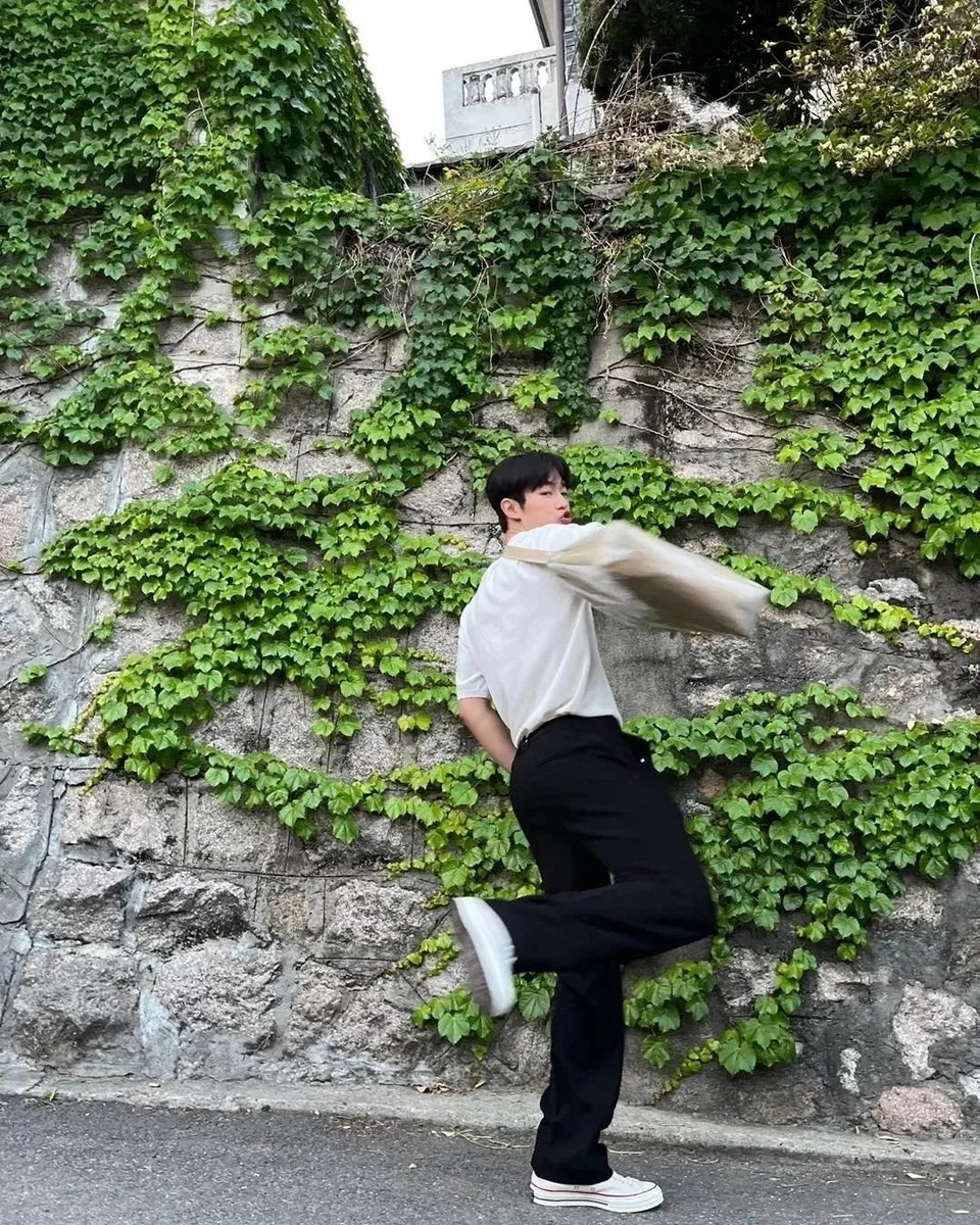 SF9__Unofficial's tweet photo. 220518 dwww_w_ Instagram update #SF9 #DAWON #에스에프나인 #다원 

https://t.co/qD7YpK5yKj https://t.co/wrd24TGMf2