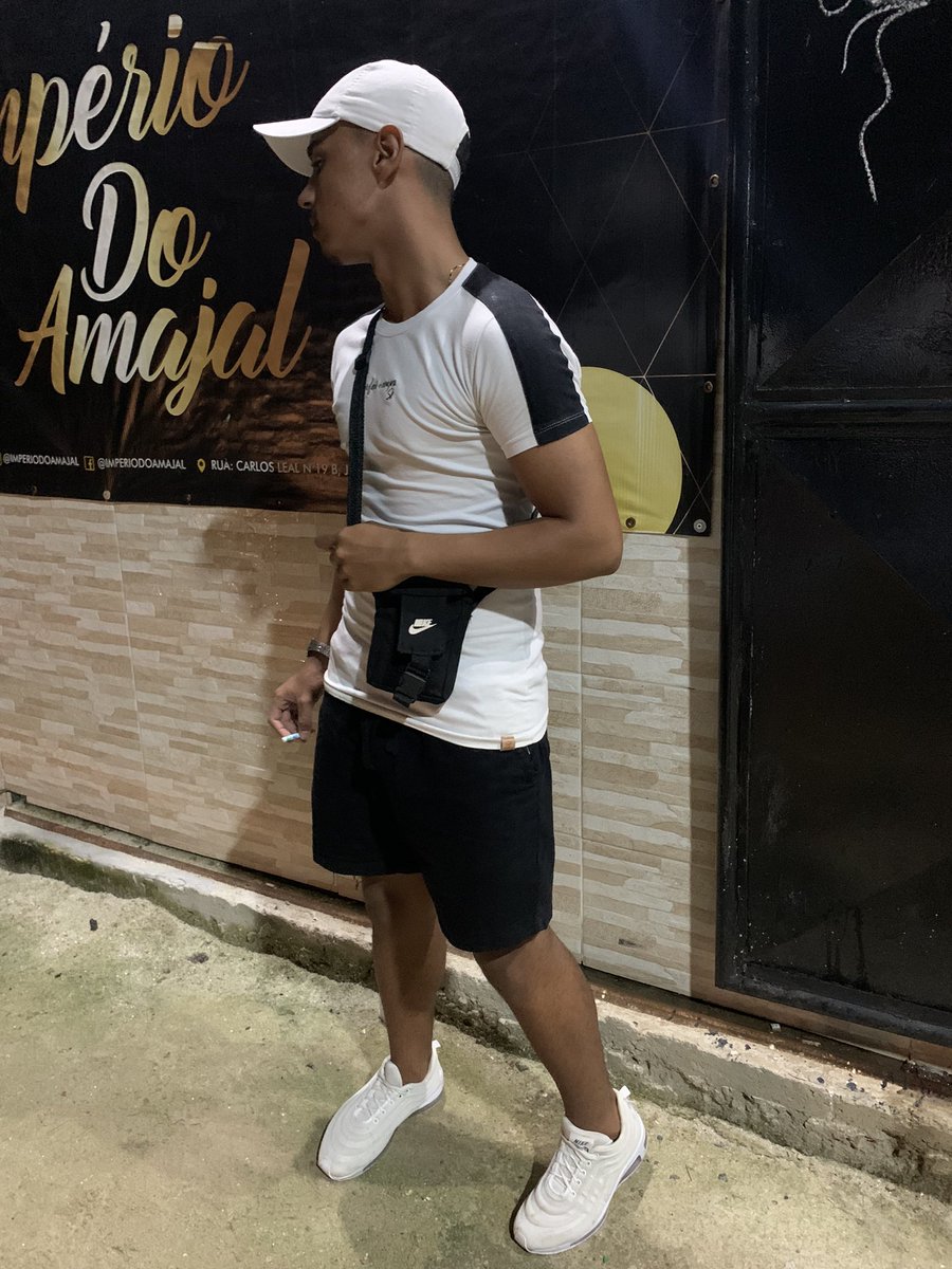 Prince_Louco's tweet photo. Bom dia..🥵 https://t.co/2TZkDJd760
