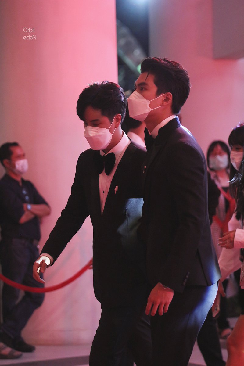 orbit_of_eden's tweet photo. 220518

🥰😘

#MayaEntertainAwards2022 
#โอมนนน #OhmNanon #ohmpawat #mynameisnanon https://t.co/oXo84iLIyr