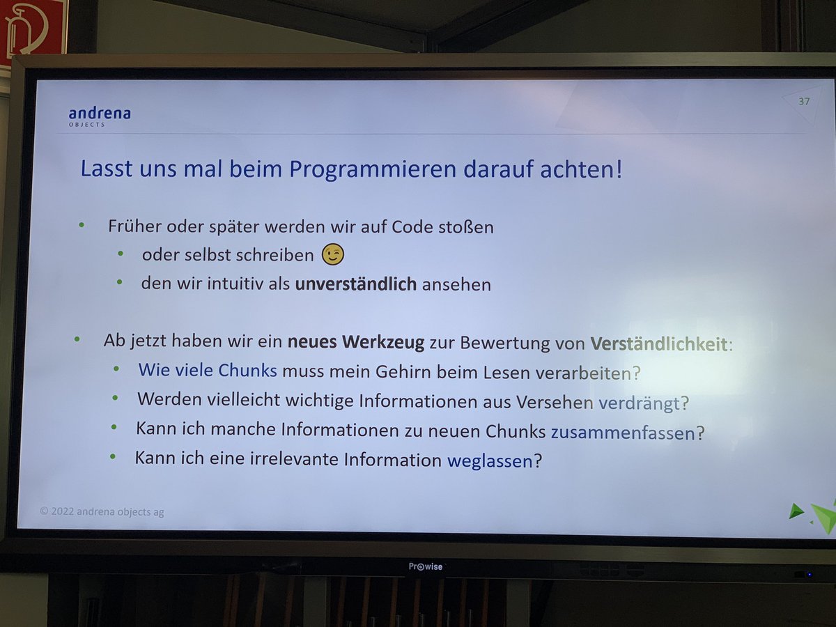 halllo's tweet photo. Warum ist Code so schwer zu verstehen? #etka22 #cleancode https://t.co/5IkC2jUZ2v