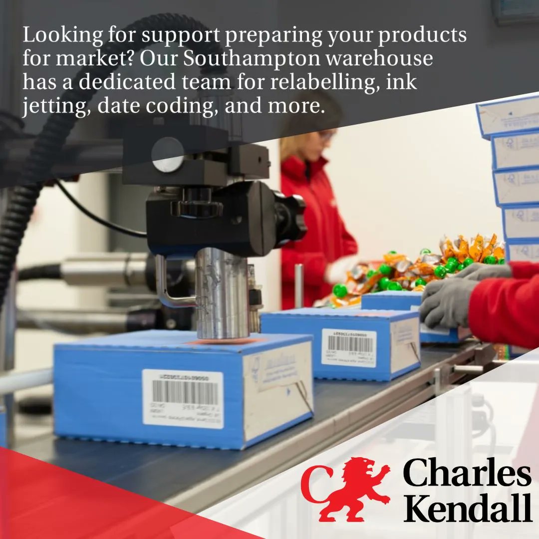 CharlesKendall's tweet photo. With both co-packing and export packing done in-house, our Southampton branch is the perfect place to get your cargo prepped for export before expanding into new markets.

Enquire now:
https://t.co/oWFp5NtkuP

#Southamptonwarehouse
#Southamptonport
#logistics
#ecommerce
#FBA
#FBM https://t.co/fgyLsj2Fip